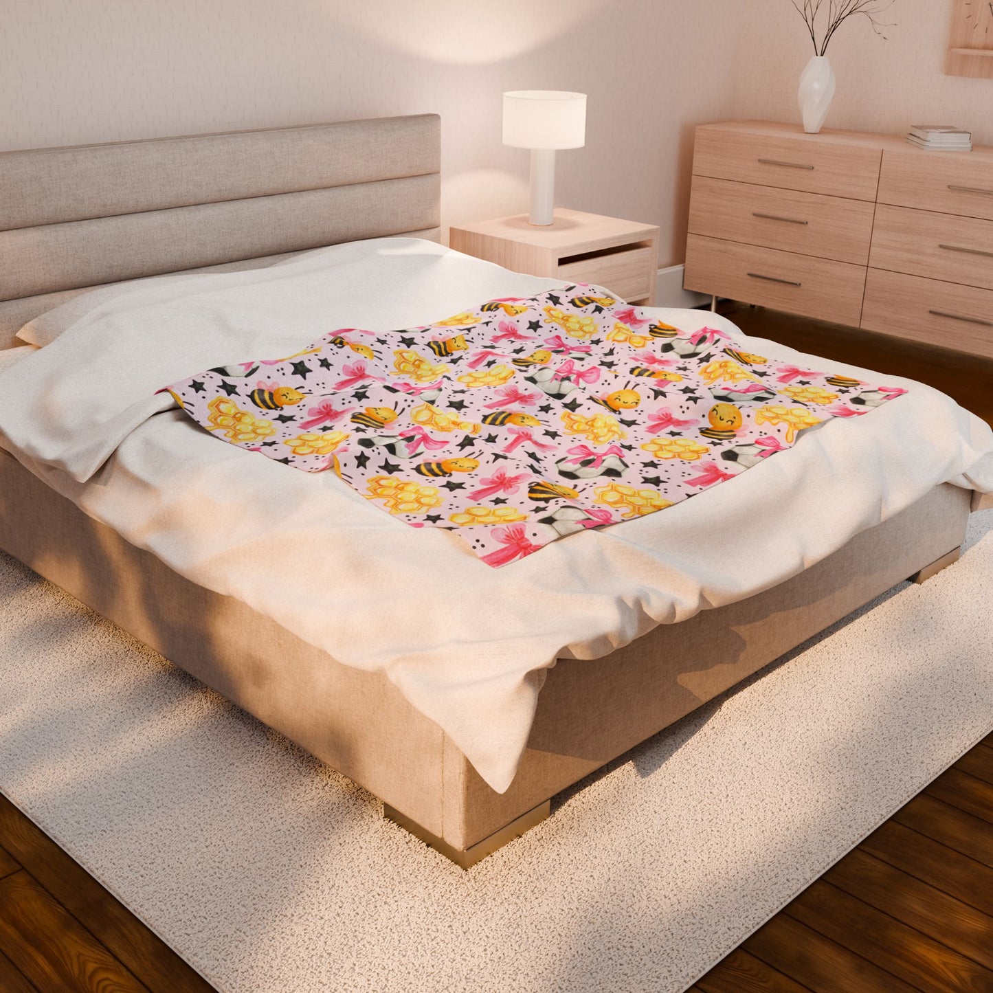 Bee & Soccer Ball Pattern Velveteen Plush Blanket for Kids